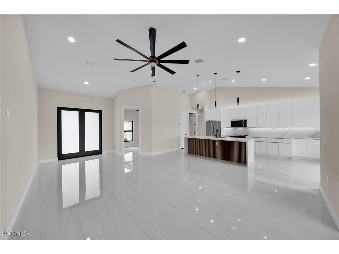 1505 NW 3rd Place Cape Coral FL 33993 2025014813 image5