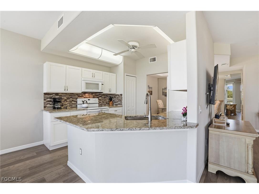 15054 Tamarind Cay Court #706 Fort Myers FL 33908 2026007724 image10