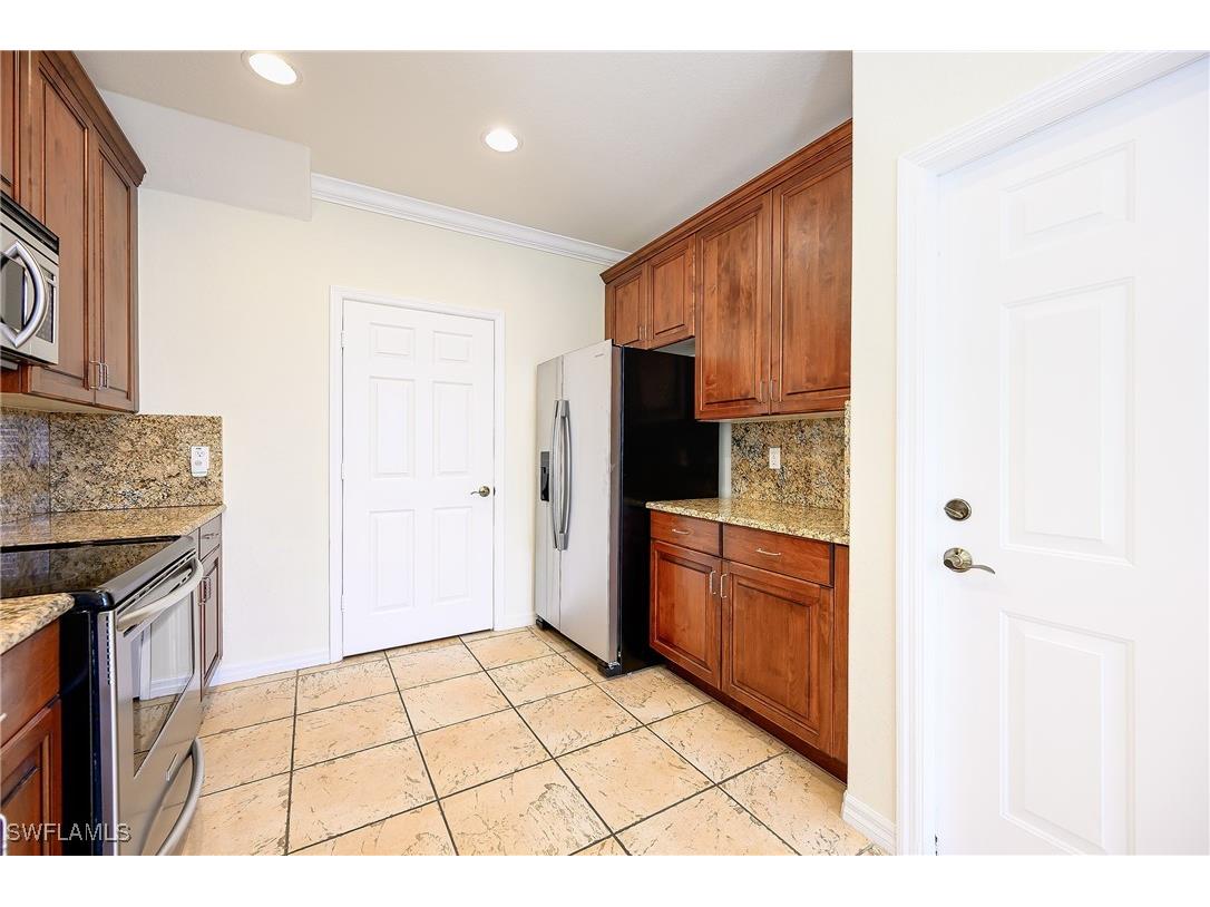 15056 Summit Place Circle #228 Naples FL 34119 225050651 image7