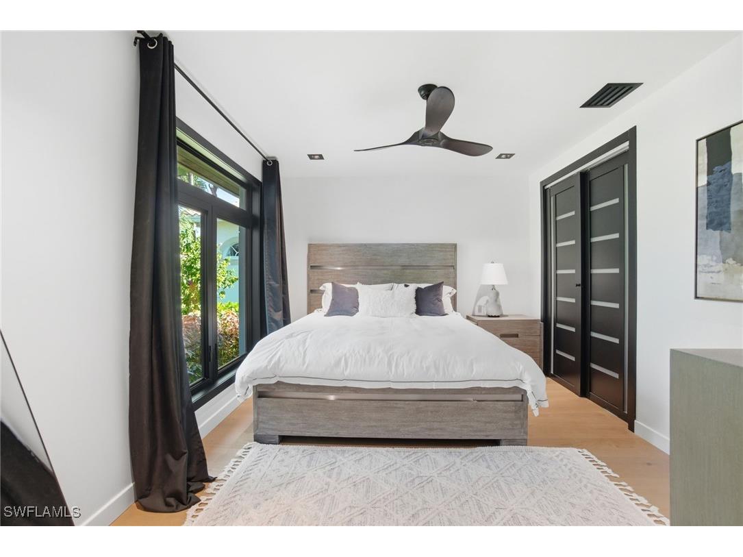 1506 Jewel Box Avenue Naples FL 34102 225084283 image23