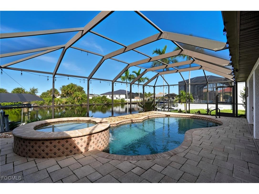 1506 NW 37th Place Cape Coral FL 33993 2025012850 image26