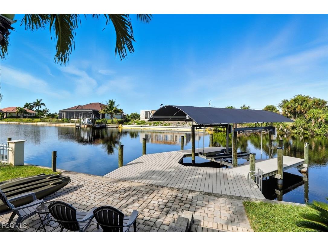 1506 NW 37th Place Cape Coral FL 33993 2025012850 image30