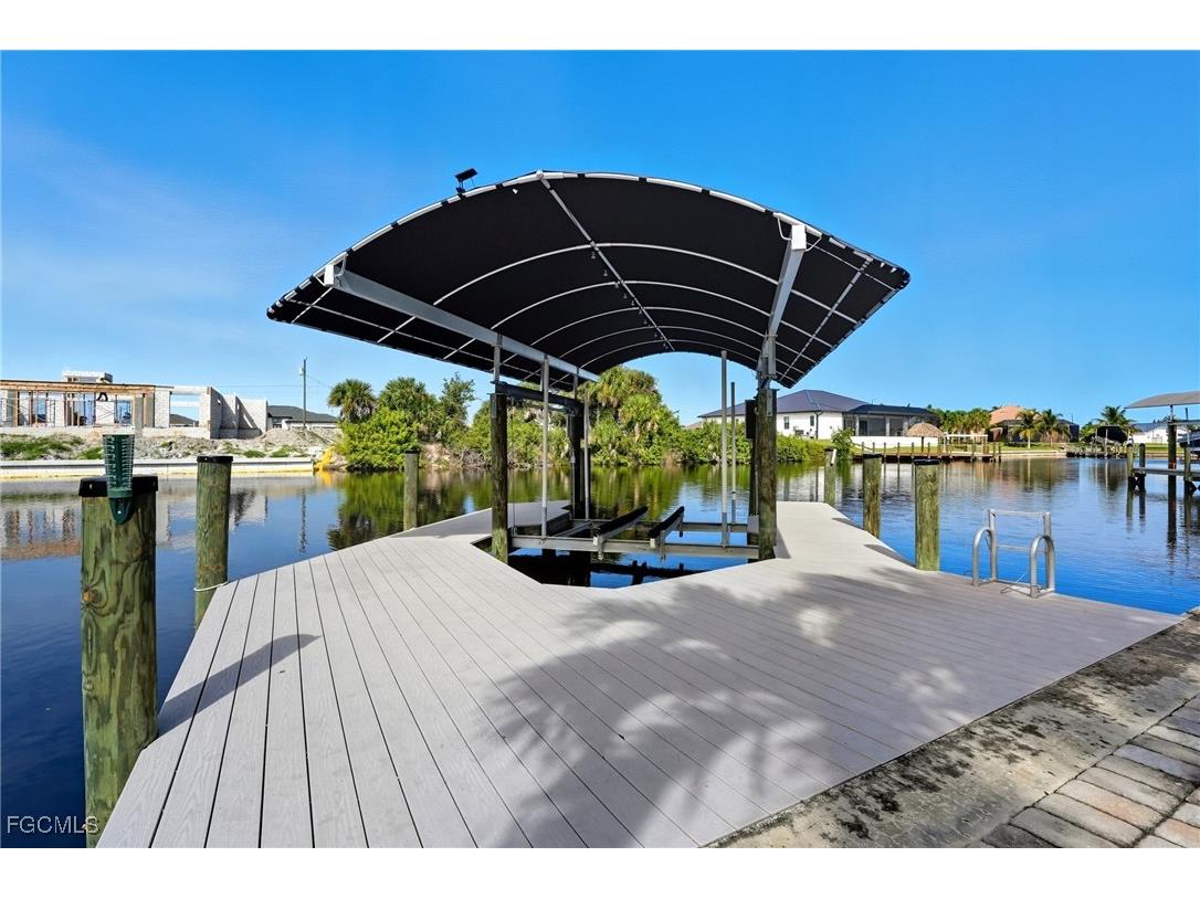1506 NW 37th Place Cape Coral FL 33993 2025012850 image31