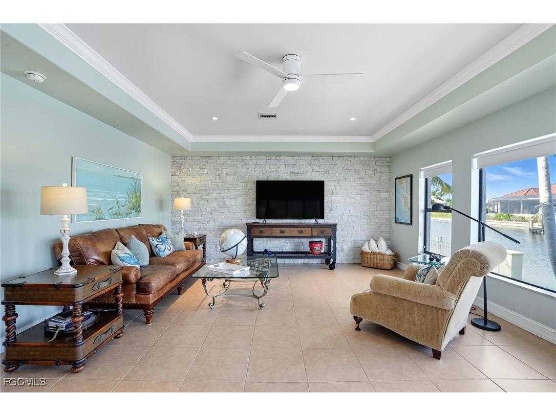 1506 NW 37th Place Cape Coral FL 33993 2025012850 image6