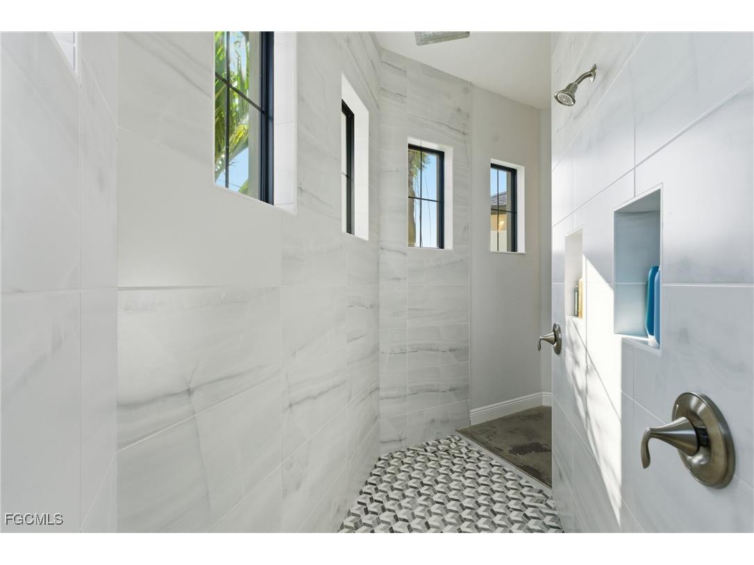 1506 NW 40th Place Cape Coral FL 33993 2026000840 image27