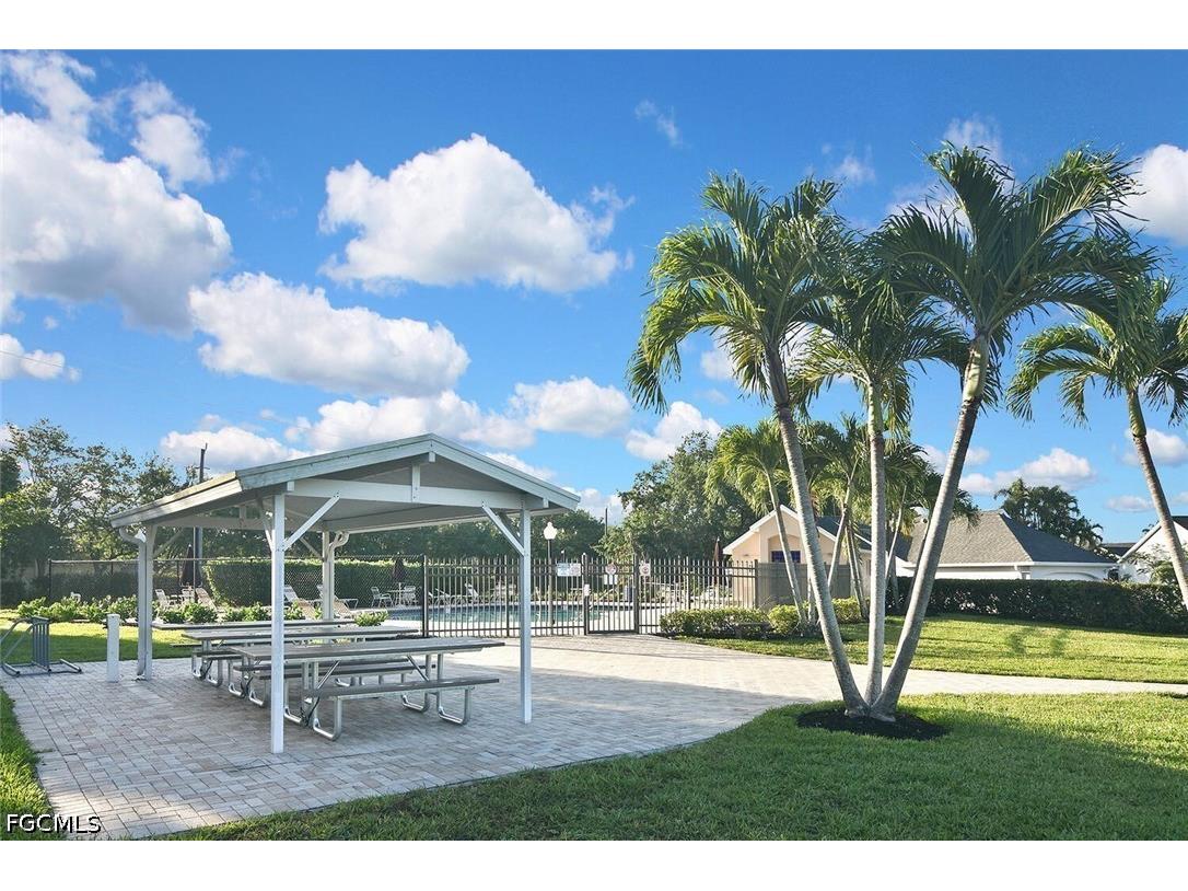 15065 Cloverdale Drive Fort Myers FL 33919 2026016927 image18
