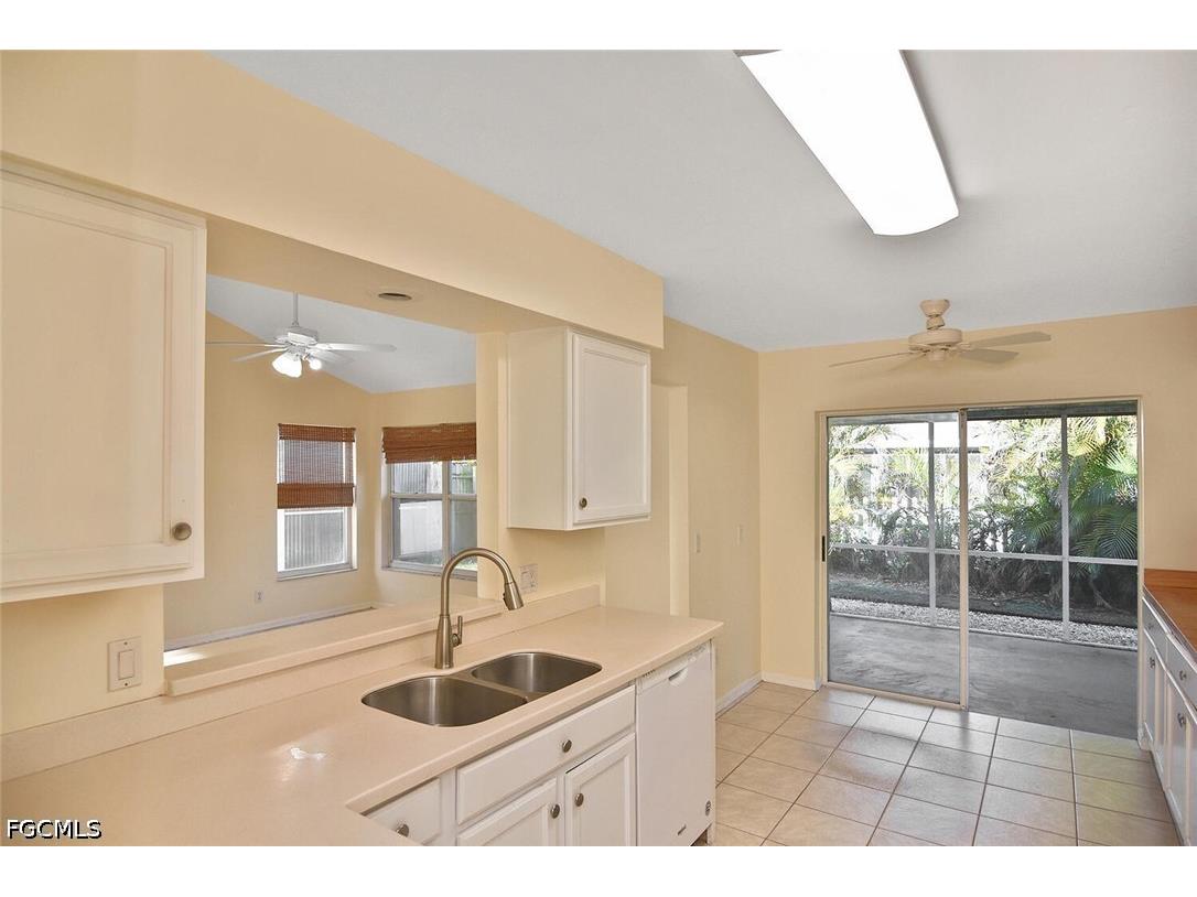 15065 Cloverdale Drive Fort Myers FL 33919 2026016927 image5