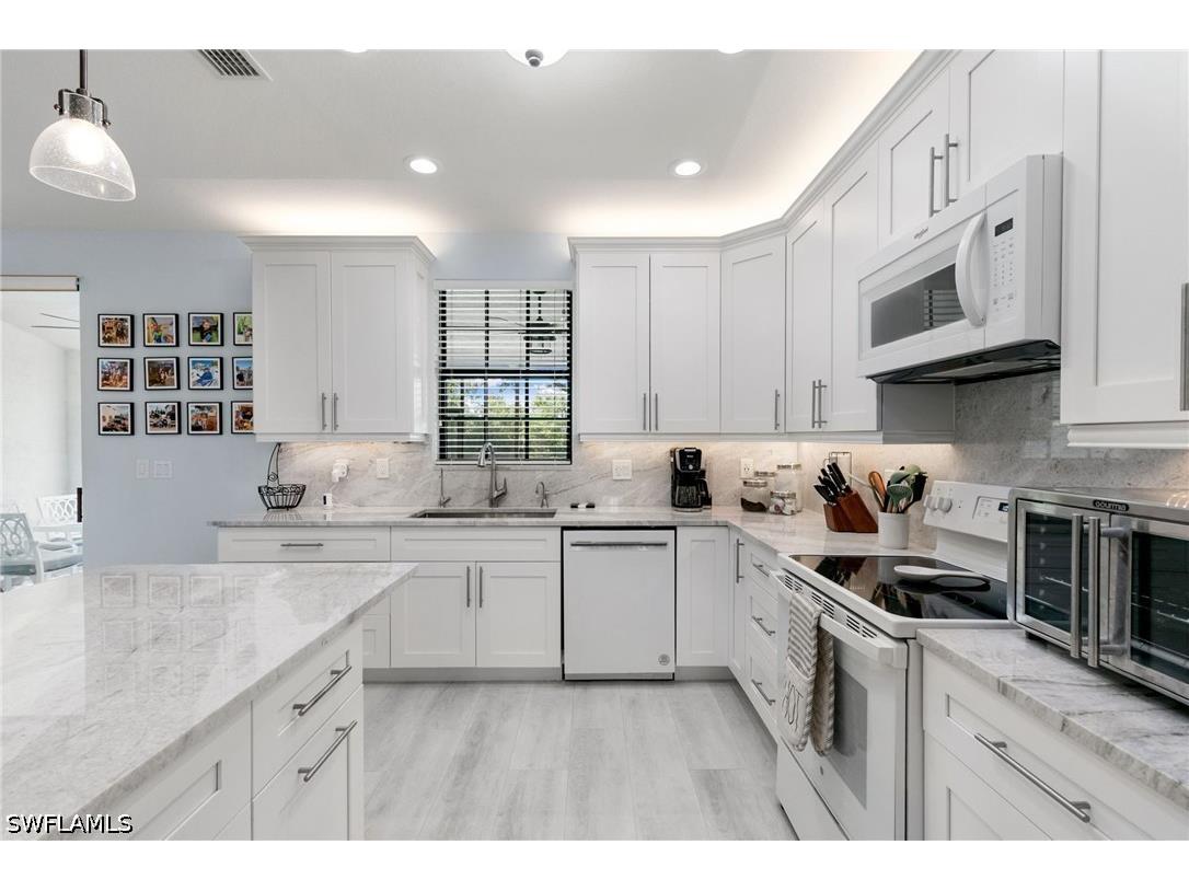 15068 Summit Place Circle Naples FL 34119 226013904 image10