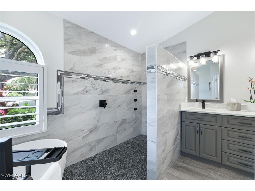 1507 Vintage Lane Naples FL 34104 225071145 image14