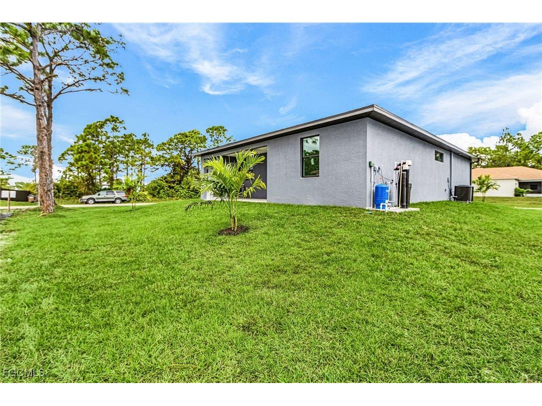 1507 W 11th Street Lehigh Acres FL 33972 2025019697 image18