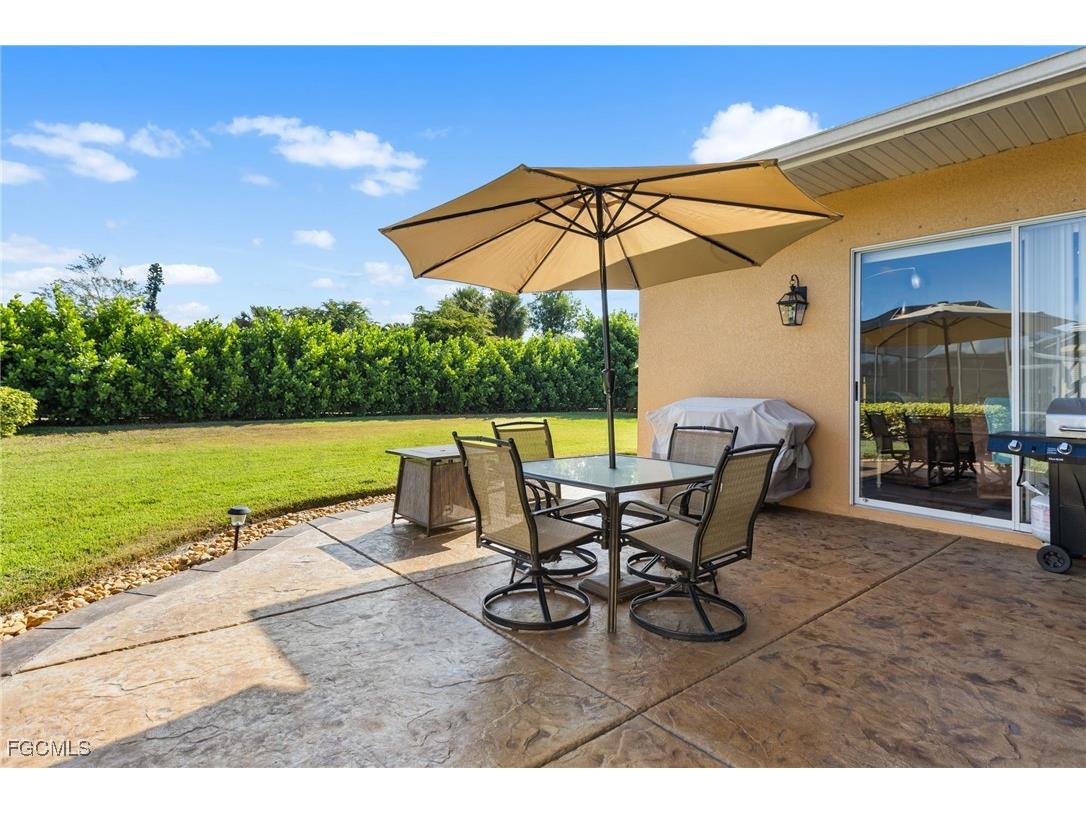 15079 Balmoral Loop Fort Myers FL 33919 2025020572 image34