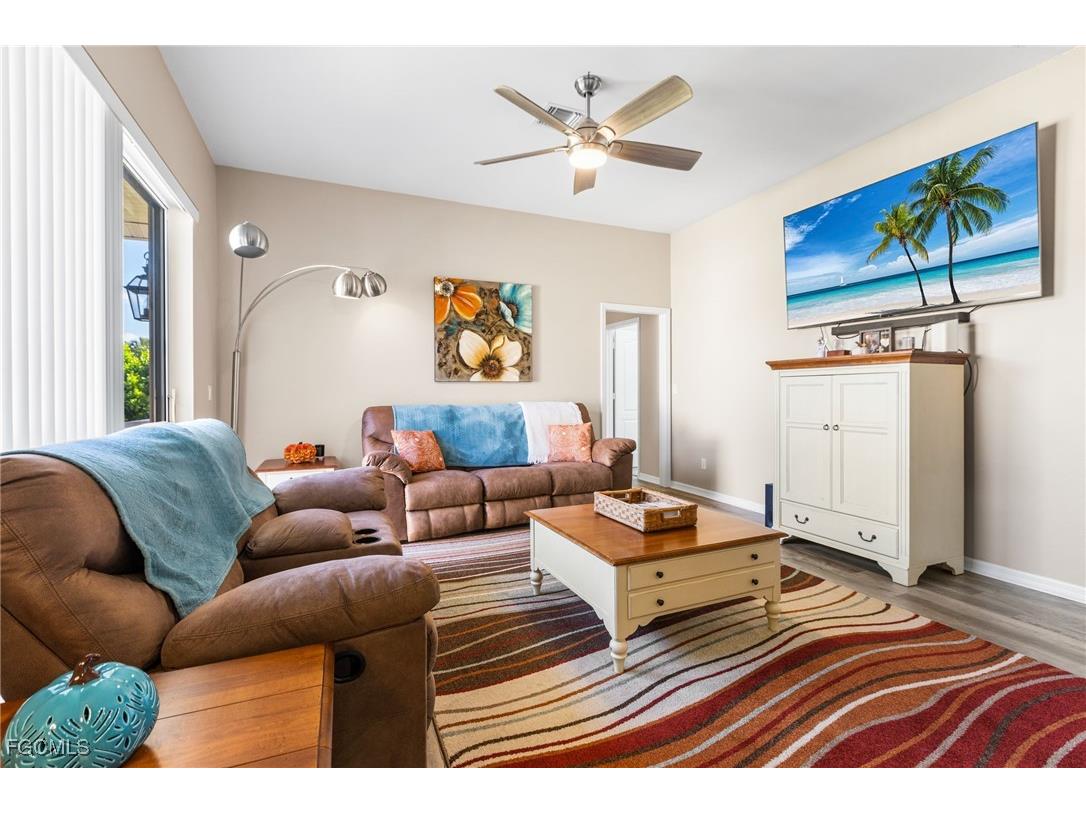 15079 Balmoral Loop Fort Myers FL 33919 2025020572 image4