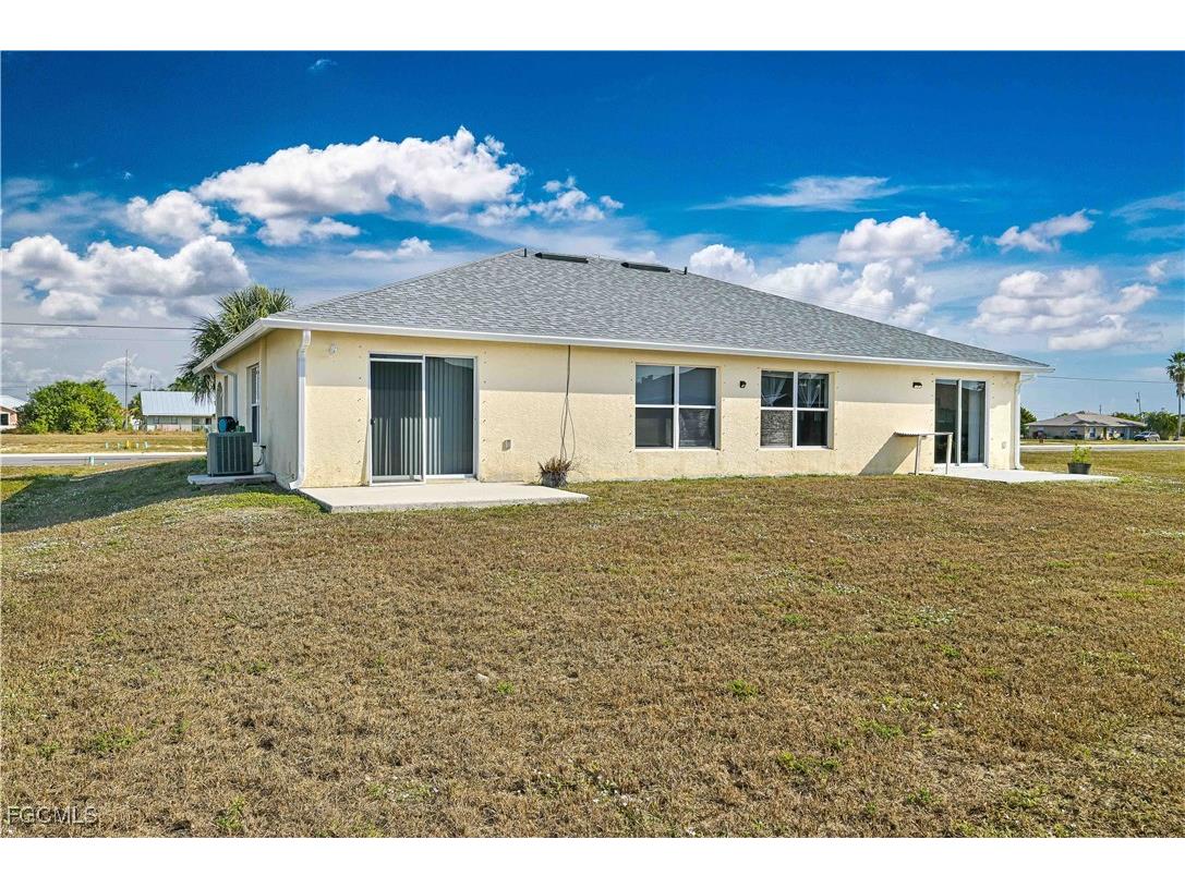 1508 & 1510 Andalusia Boulevard Cape Coral FL 33909 2025023442 image2