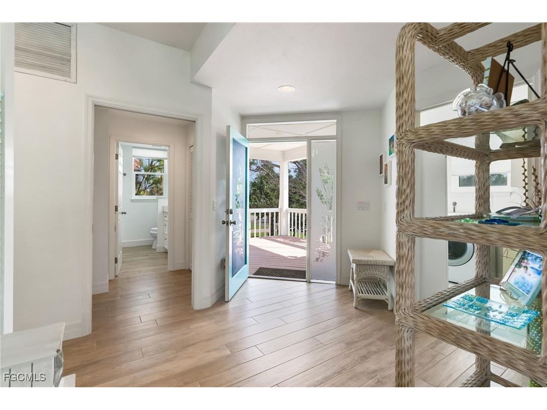 1508 Middle Gulf Drive Sanibel FL 33957 2025023717 image6