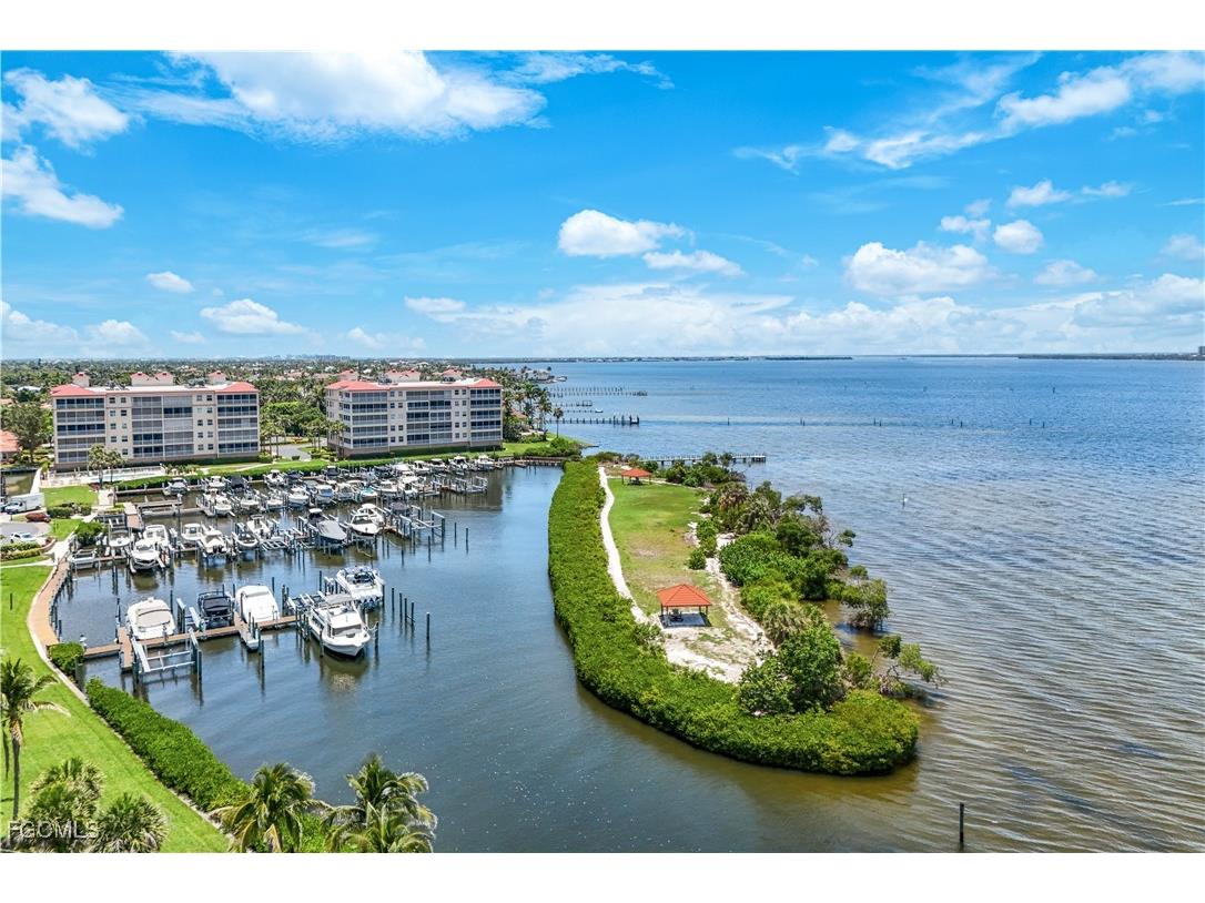 15084 Stella Del Mar Lane Fort Myers FL 33908 2025014780 image2