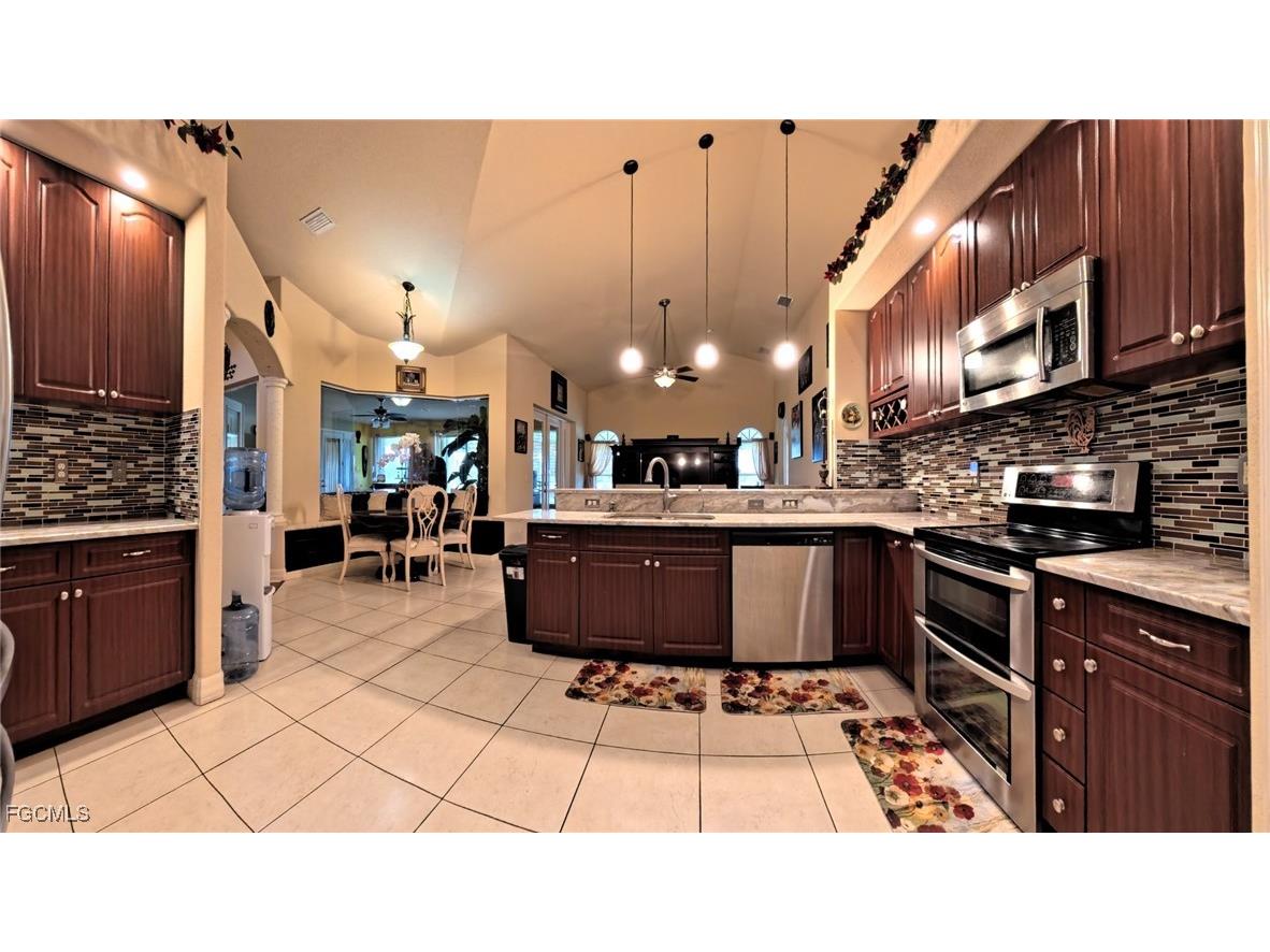 1509 Moore Avenue Lehigh Acres FL 33972 2025011875 image11