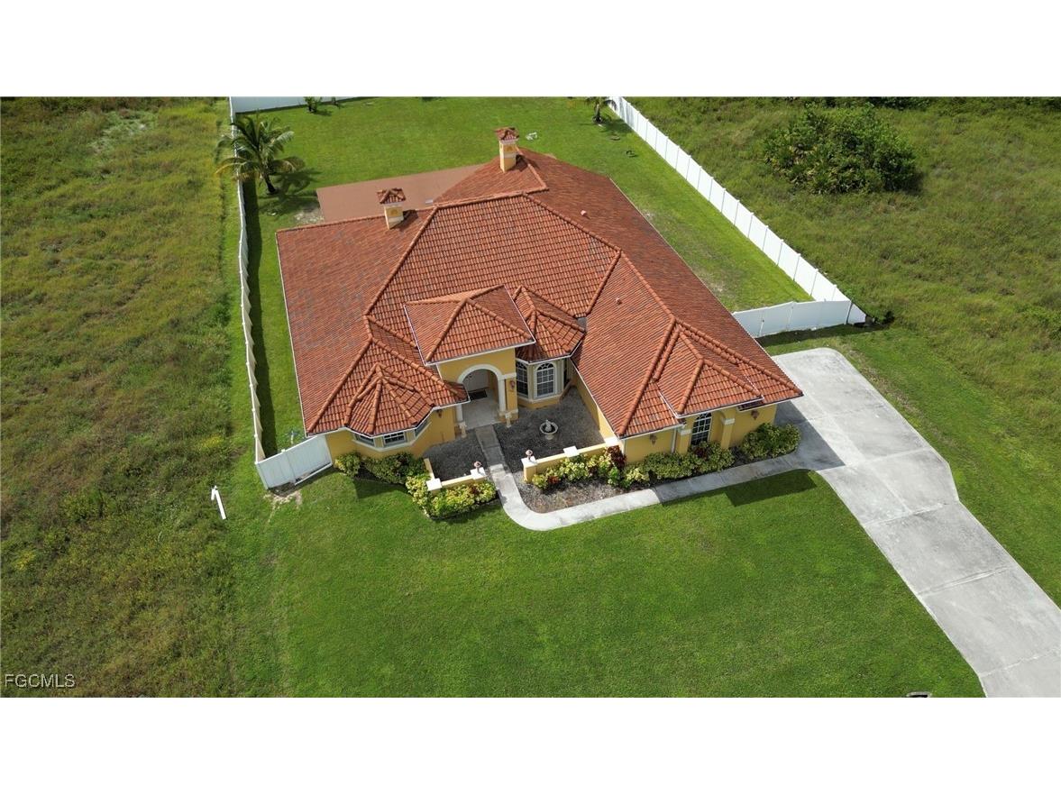 1509 Moore Avenue Lehigh Acres FL 33972 2025011875 image4