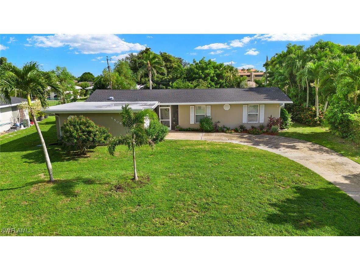 1509 Shelby Parkway Cape Coral FL 33904 224065213 image1
