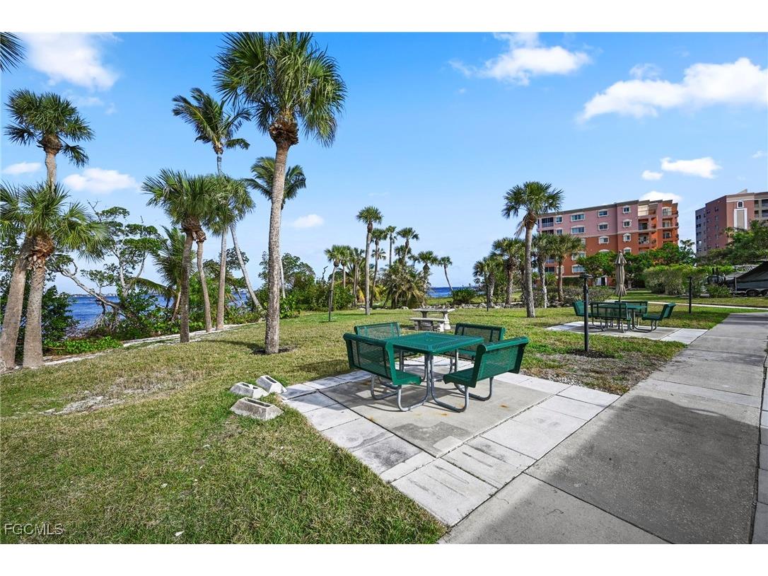 15094 Stella Del Mar Lane Fort Myers FL 33908 2025023552 image40