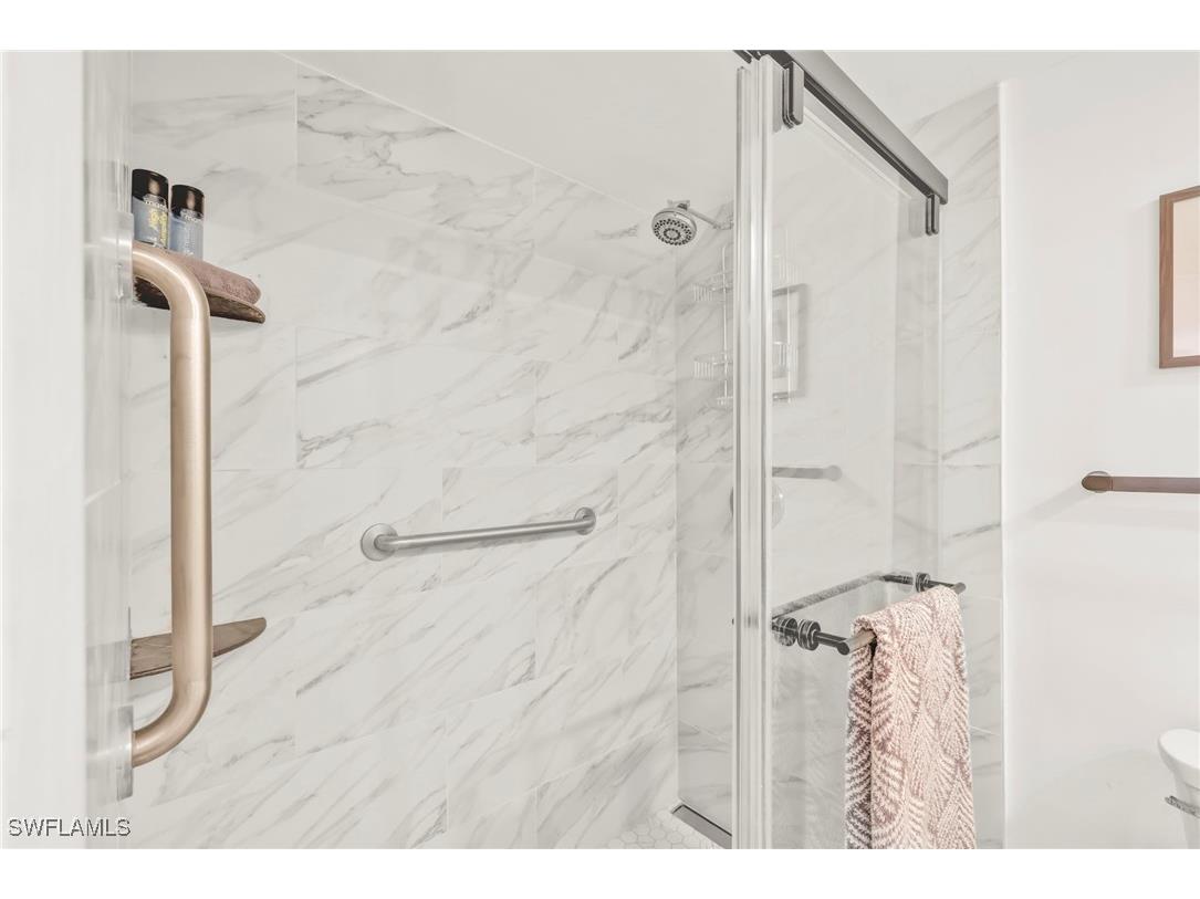 151 Cypress Way E #C103 Naples FL 34110 225081005 image18