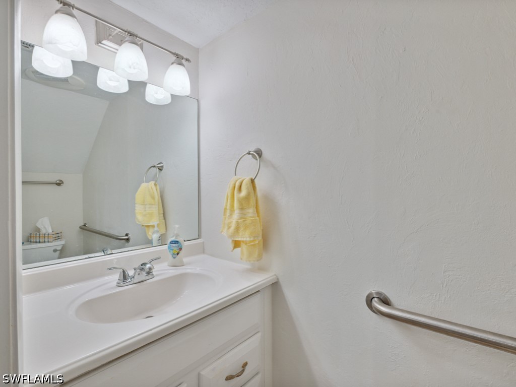 151 Cypress Way E #E101 Naples FL 34110 226025807 image13