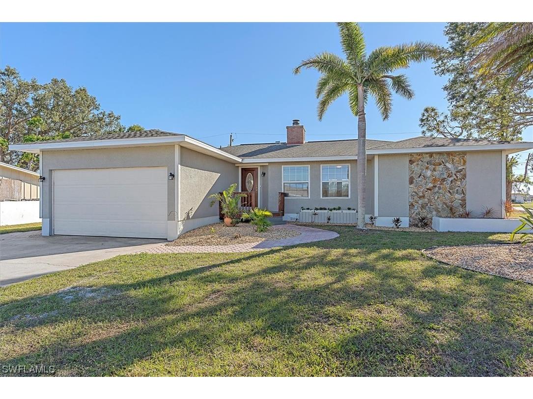 151 Easton Drive NW Port Charlotte FL 33952 223037817 image1