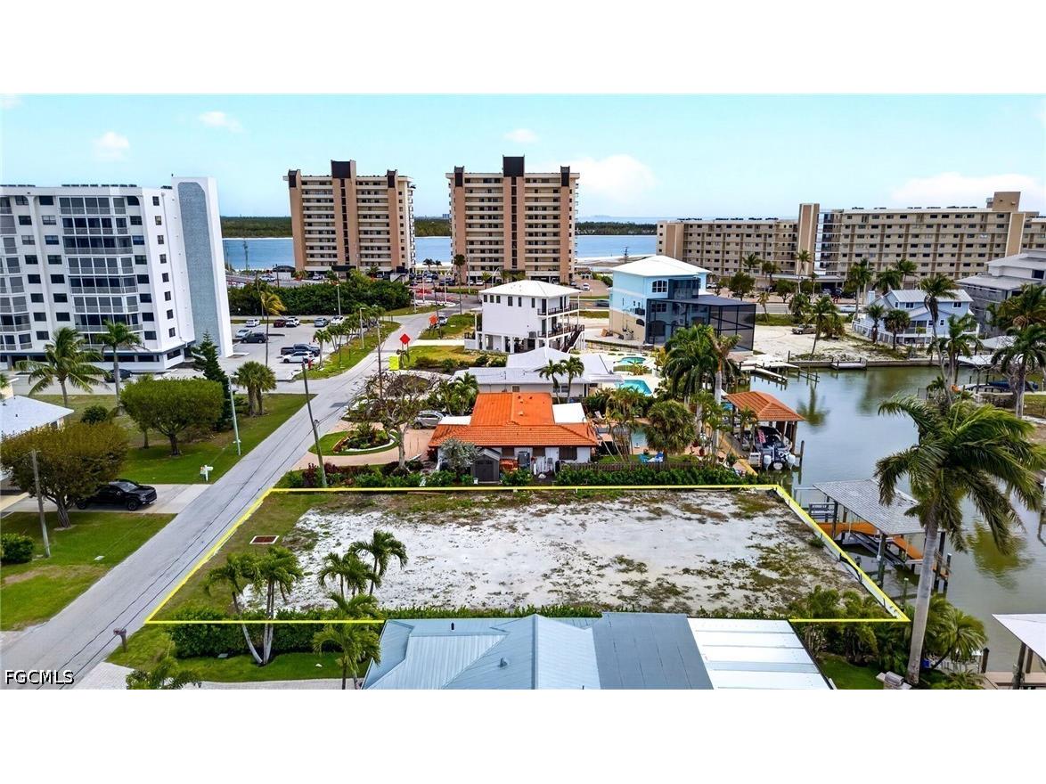 151 Estrellita Drive Fort Myers Beach FL 33931 2026014818 image6