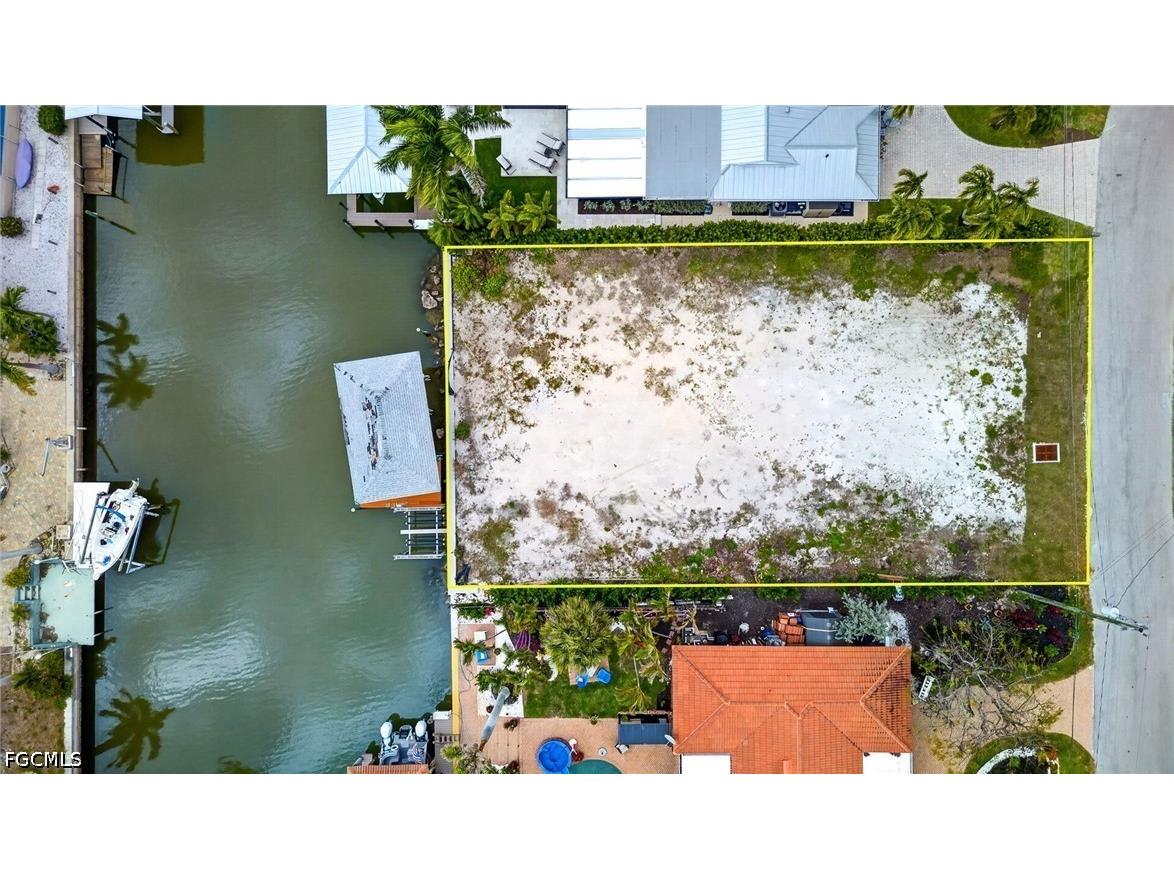151 Estrellita Drive Fort Myers Beach FL 33931 2026014818 image8