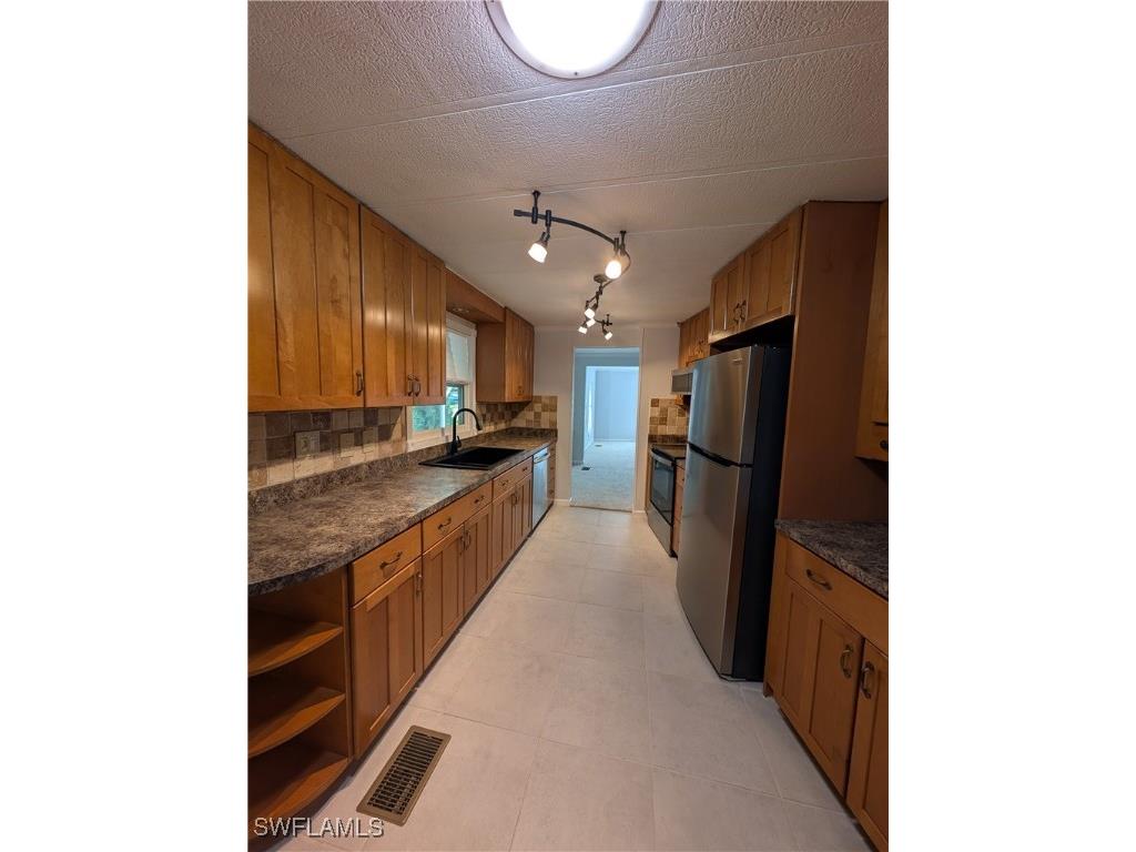 151 Pine Key Lane #26 Naples FL 34114 225079486 image10