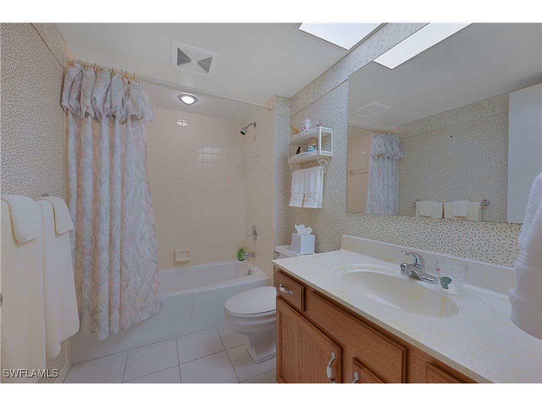 151 Quail Forest Boulevard #202 Naples FL 34105 225076394 image14