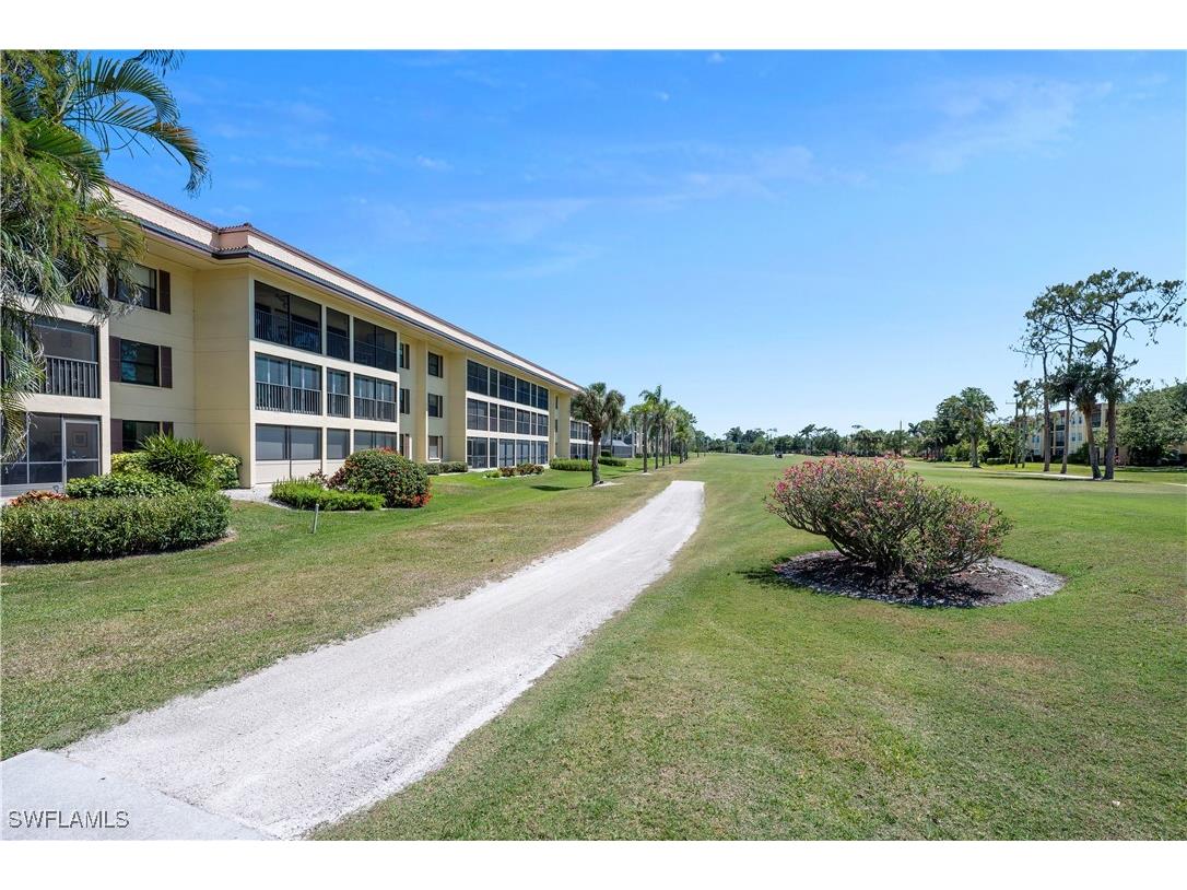 151 Quail Forest Boulevard #202 Naples FL 34105 225076394 image15