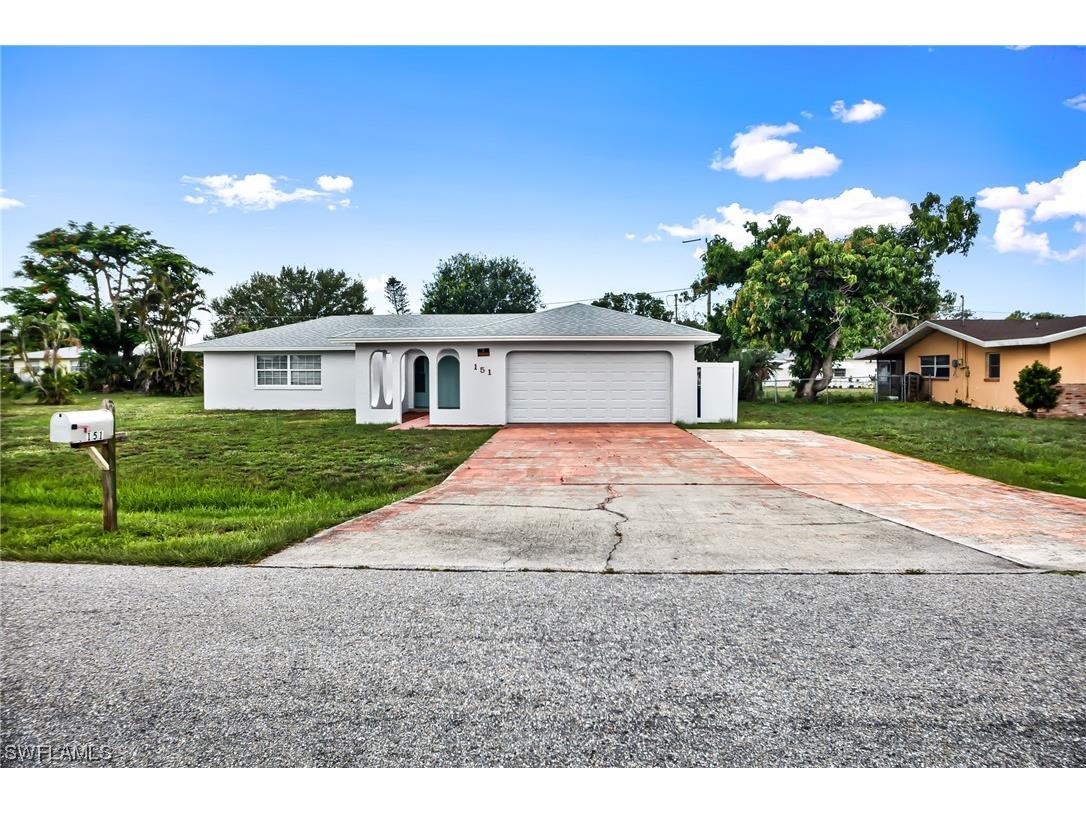 151 Vermont Avenue Fort Myers FL 33905 223053439 image1