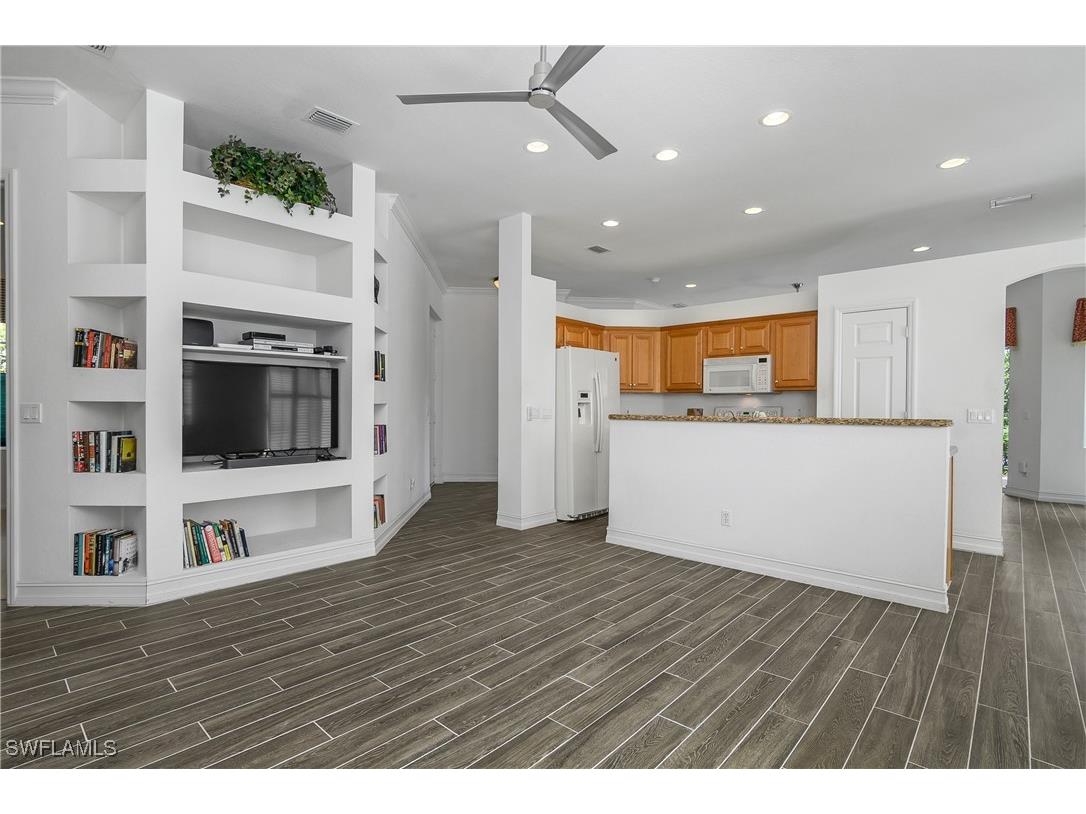 151 Vista Lane Naples FL 34119 225057925 image12