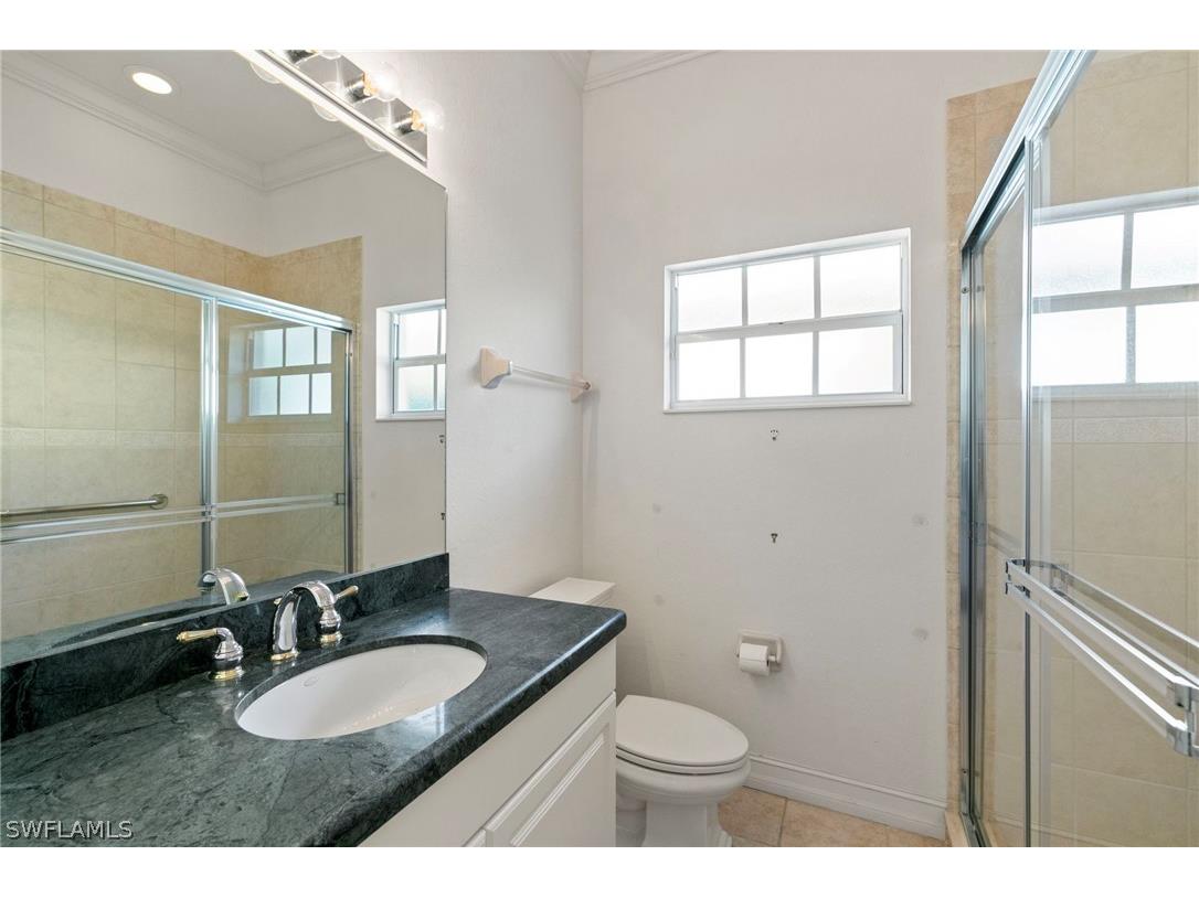 151 Vista Lane Naples FL 34119 226008601 image19