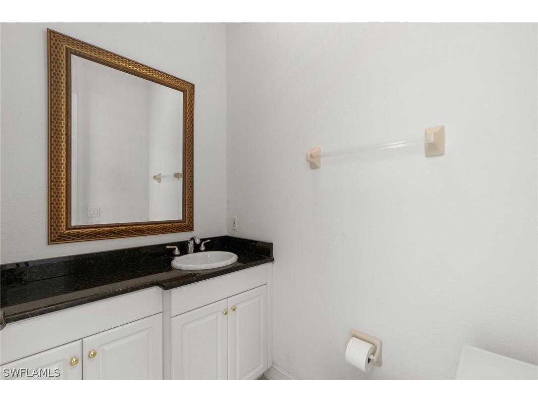 151 Vista Lane Naples FL 34119 226008601 image7