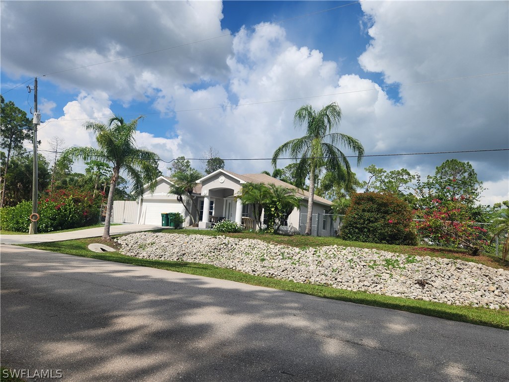 1510 15th Street SW Naples FL 34117 224050406 image1