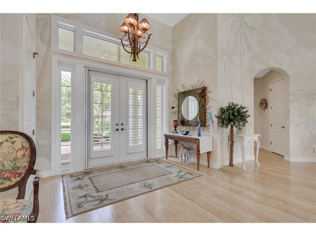 1510 Chesapeake Avenue Naples FL 34102 226013587 image2