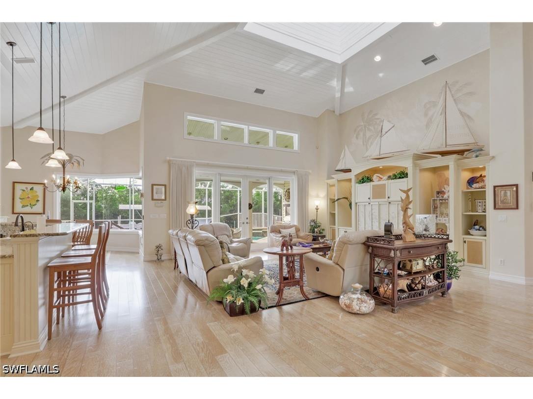 1510 Chesapeake Avenue Naples FL 34102 226013587 image3