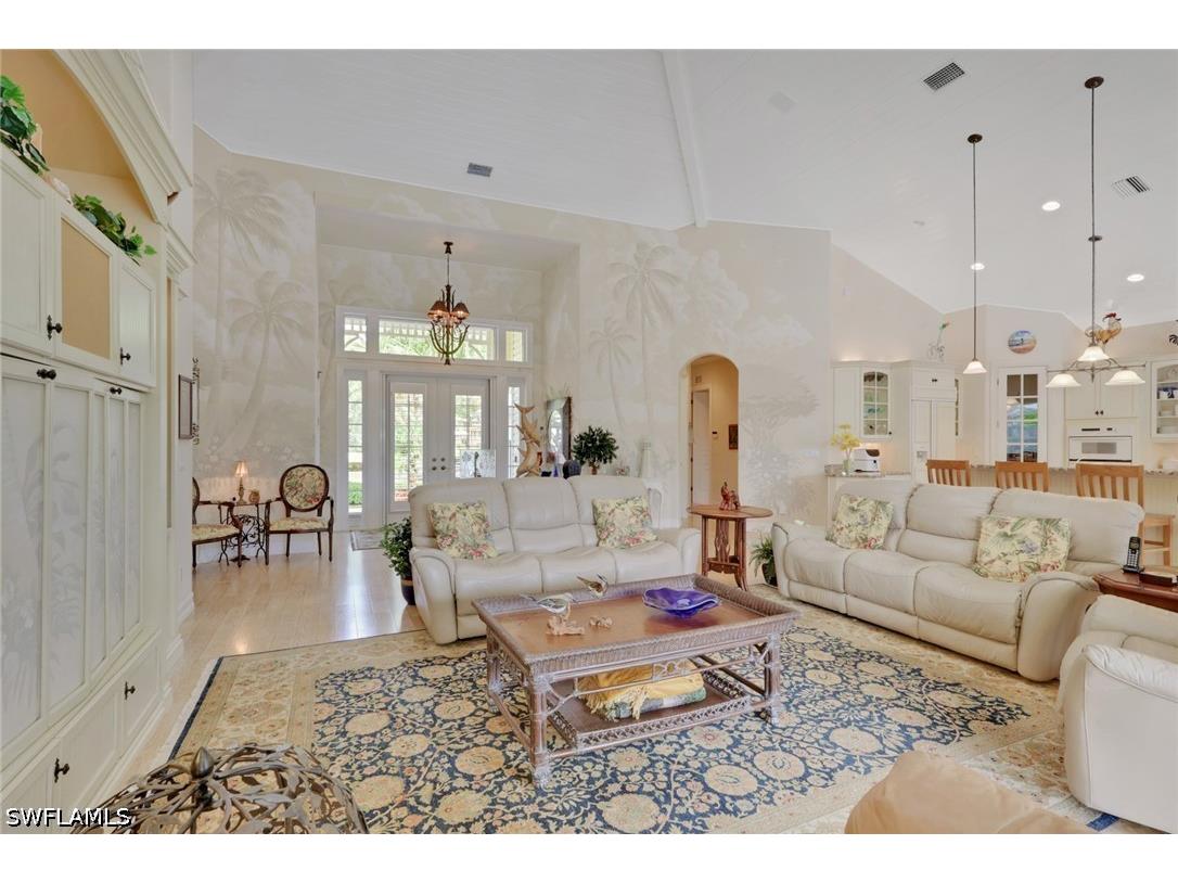 1510 Chesapeake Avenue Naples FL 34102 226013587 image4