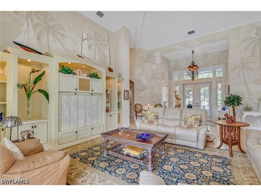 1510 Chesapeake Avenue Naples FL 34102 226013587 image5