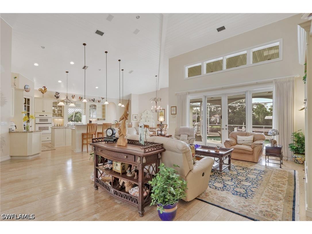 1510 Chesapeake Avenue Naples FL 34102 226013587 image6