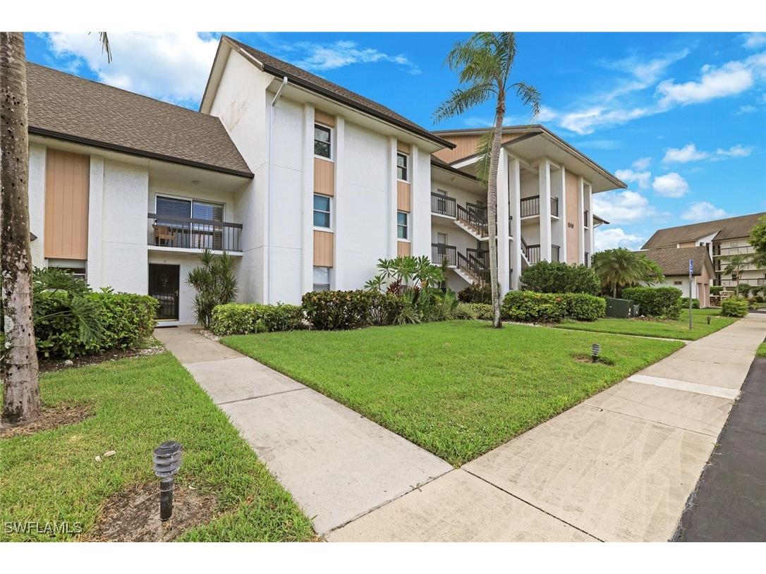 1510 Imperial Golf Course Boulevard #111 Naples FL 34110 225066442 image2