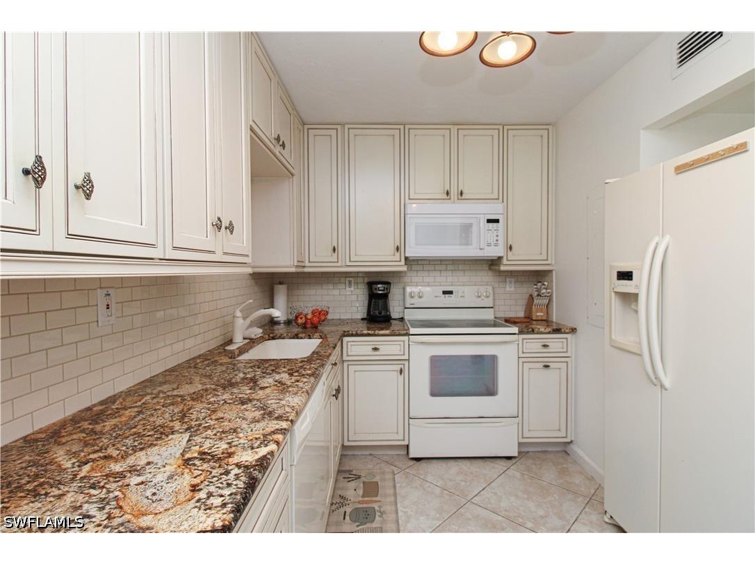 1510 Mainsail Drive #7 Naples FL 34114 226015346 image32