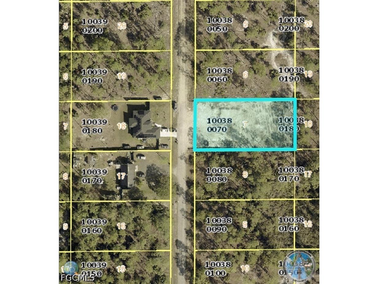 1510 Maple Avenue N Lehigh Acres FL 33972 2026019061 image1