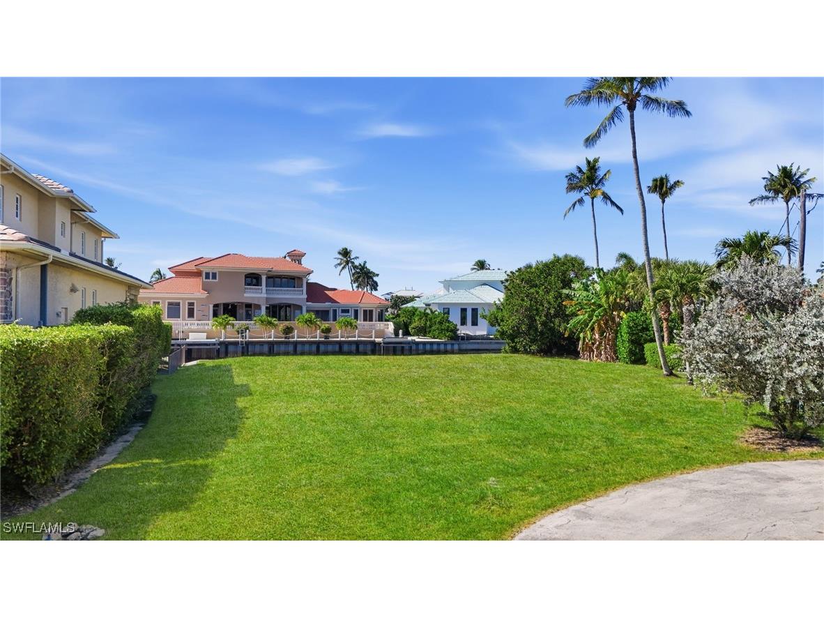 1510 Mullet Lane Naples FL 34102 225077421 image3