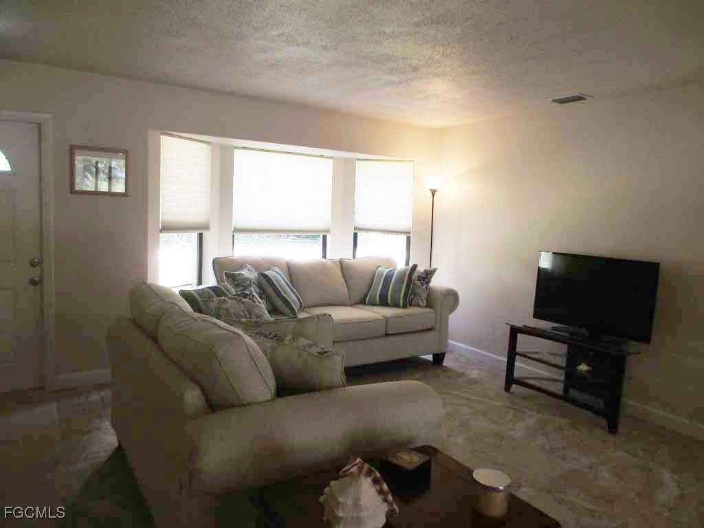 1510 SE 11th Place Cape Coral FL 33990 2025001750 image3