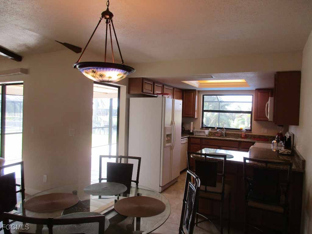 1510 SE 11th Place Cape Coral FL 33990 2025001750 image6