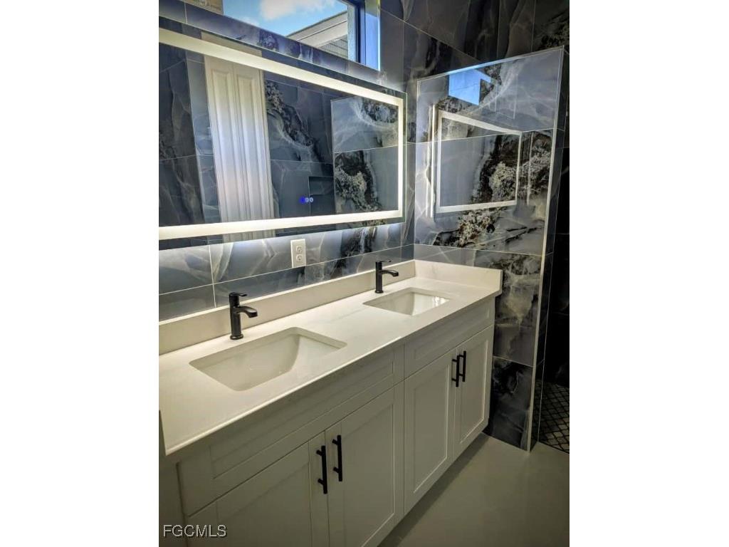 1510 SE 35th Street Cape Coral FL 33904 2025020700 image17