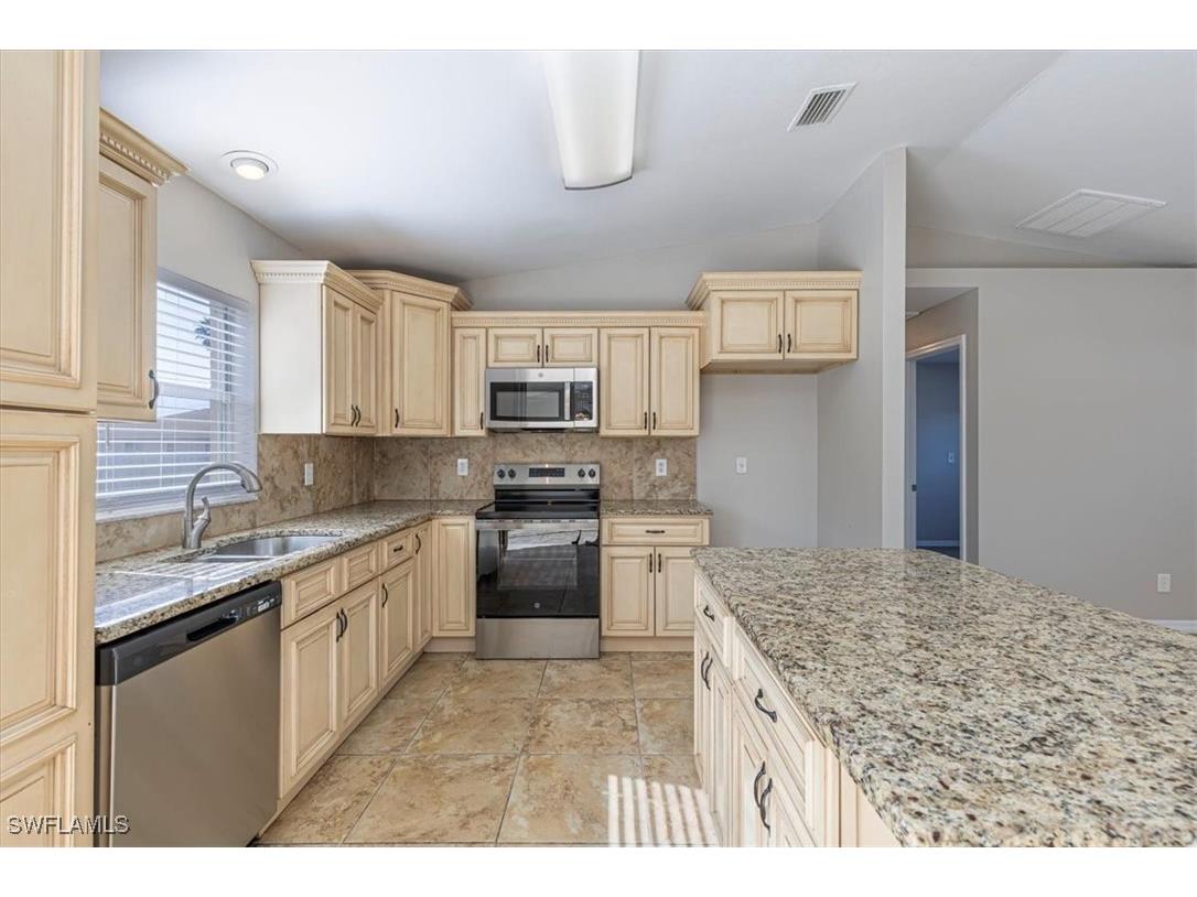 1510 SW 13th Terrace Cape Coral FL 33991 225082663 image8