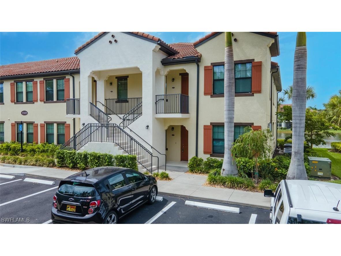 15106 Palmer Lake Circle #105 Naples FL 34109 223053606 image1